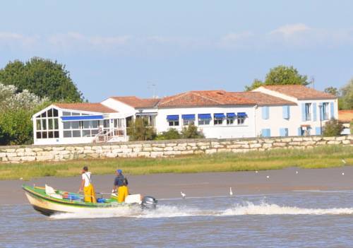 L'estuaire : Hotel proche de Brie-sous-Mortagne