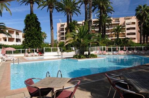 Résidences Hôtelières Open Golf Juan : Appartement proche de Vallauris