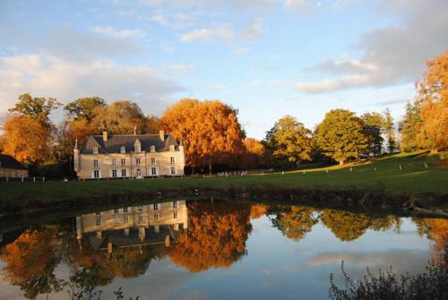 Château De Monhoudou : Chambres d'hotes/B&B proche de Briosne-lès-Sables