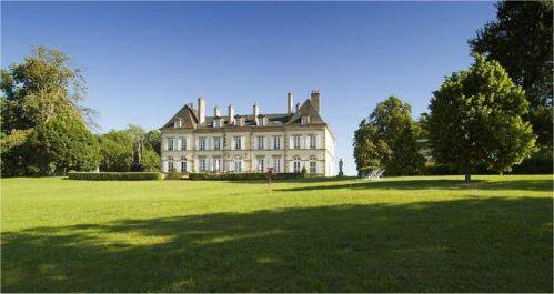 Château d'Ygrande : Hotel proche de Pouzy-Mésangy