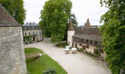 Le Clos Des Tourelles : Hotel proche de Saint-Vallerin