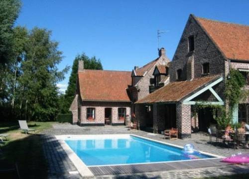 Gîte Du Haut Ballot : Chambres d'hotes/B&B proche de Wervicq-Sud
