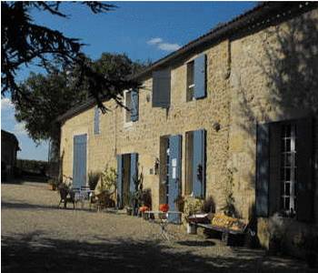 Château De Crécy : Chambres d'hotes/B&B proche de Rimons