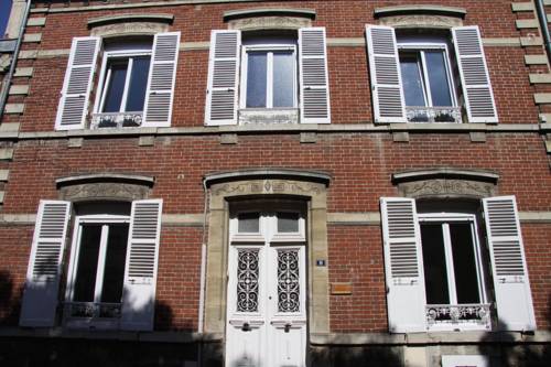 Chambre D'hôtes Les Epicuriens : Chambres d'hotes/B&B proche de Cumières