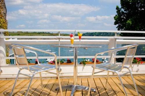 Hôtel Du Port Et De L'aven : Hotel proche de Scaër
