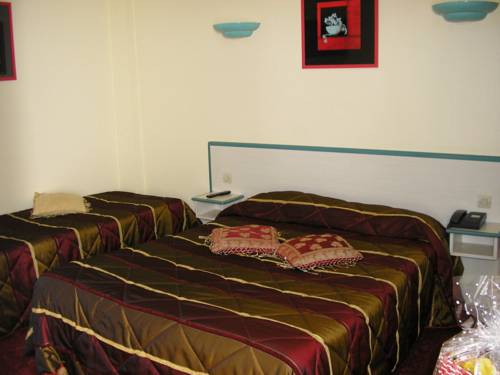 Relais Bergson : Hotel proche de Pantin