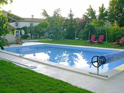 La Rochelle Lodge : Chambres d'hotes/B&B proche de Chambon