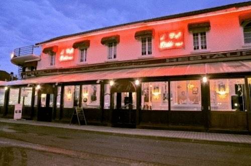 Le Bellevue : Hotel proche de Saint-Vincent-de-Tyrosse