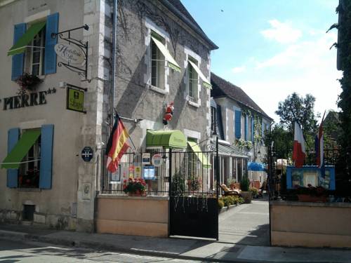 Hostellerie Saint Pierre : Hotel proche de Migé
