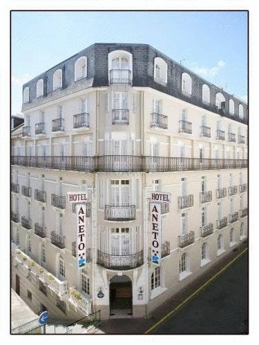 Hôtel Aneto : Hotel proche d'Agos-Vidalos