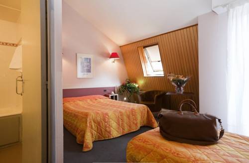 Logis Hotel L'auzeraie : Hotel proche de L'Hospitalet-près-l'Andorre