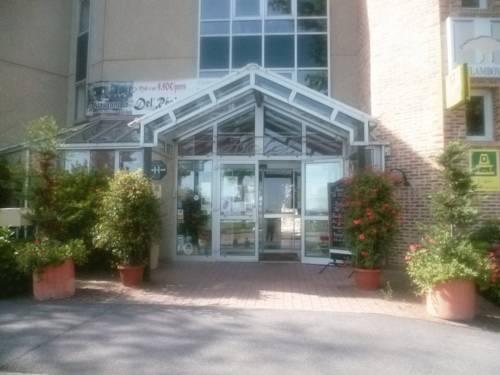 Hôtel Flamboyant Melun Carré Sénart : Hotel proche de Mandres-les-Roses