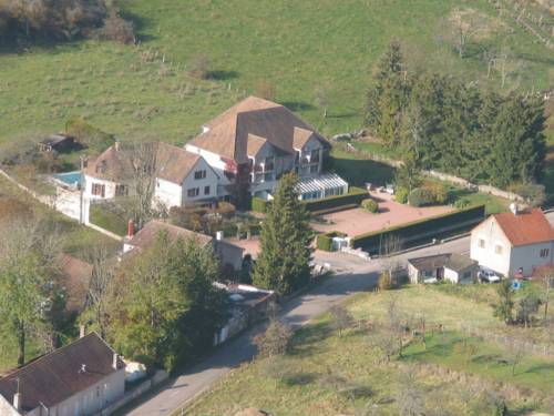 Hostellerie Du Vieux Moulin : Hotel proche de Veilly