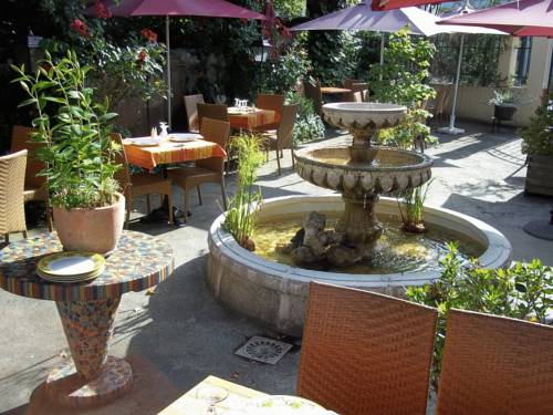 Logis La Caleche : Hotel proche de Saint-Sandoux