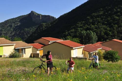 Residhotel Le Vallon Des Sources : Residence proche de La Robine-sur-Galabre
