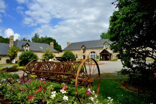 Au Relais Du Gué De Selle : Hotel proche de Chemiré-en-Charnie
