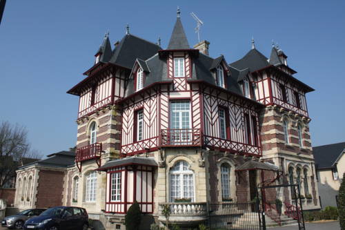 Logis Le Saint Eloi : Hotel proche d'Amy