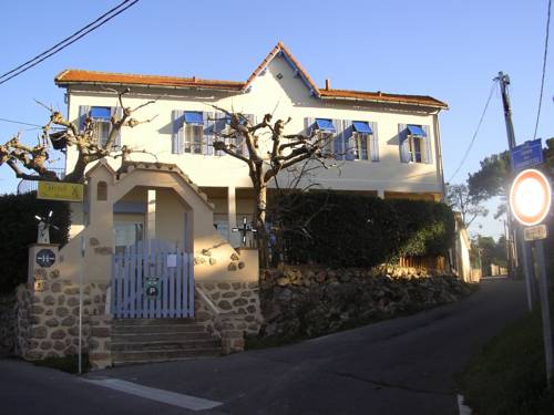 Hôtel des Moulins : Hotel proche de Mimet