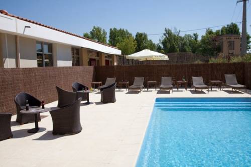 Kyriad Aix Les Milles - Plan de Campagne : Hotel proche de Mimet