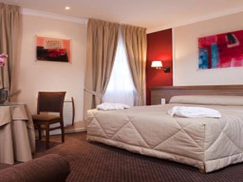Hotel d'Etigny : Hotel proche de Saint-Mamet