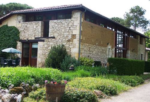 Jardin D'en Naoua : Chambres d'hotes/B&B proche de Bivès