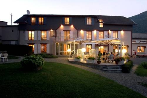 Hotel Les Pervenches : Hotel proche de Villaroux