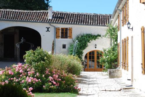 Le Relais De Saint Preuil : Chambres d'hotes/B&B proche de Châteauneuf-sur-Charente