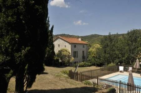 Domaine Grand Guilhem : Chambres d'hotes/B&B proche de Saint-Martin-des-Puits