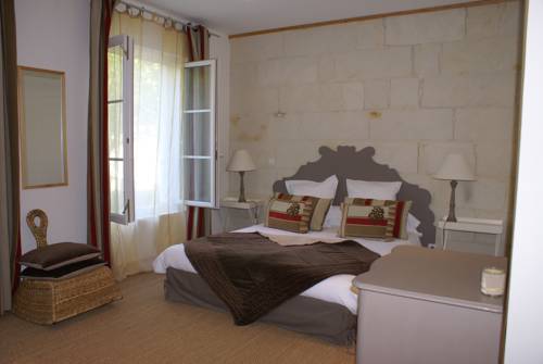 Maison d'hôtes Villa Richelieu : Chambres d'hotes/B&B proche de Vellèches