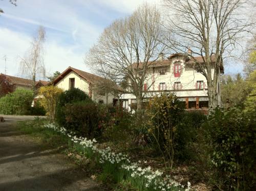 Résidence hôtelière de la Vigne : Hotel proche de Pouzy-Mésangy