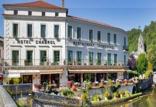 Hotel Restaurant Charbonnel : Hotel proche de La Gonterie-Boulouneix