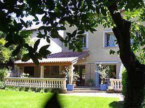 Caza Sereyna : Chambres d'hotes/B&B proche de Barbentane