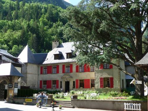 Chateau De La Muzelle : Hotel proche de Valjouffrey