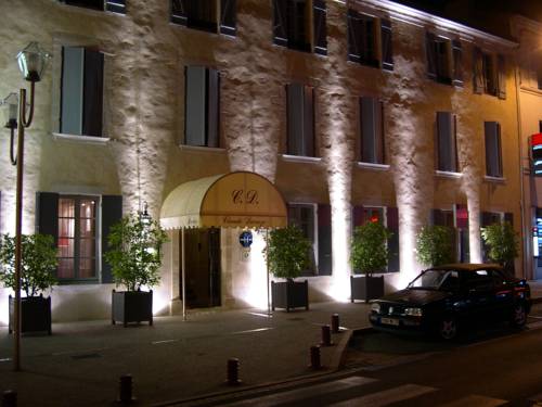 Hotel Claude Darroze : Hotel proche de La Réole