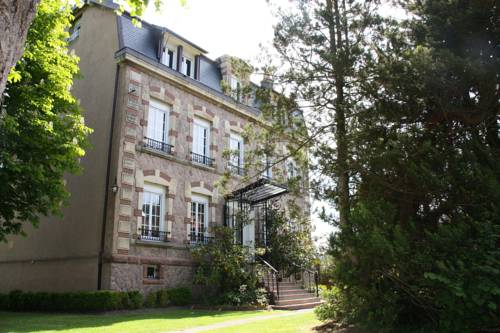 Les Jardins d'Aïka : Chambres d'hotes/B&B proche de Hardancourt