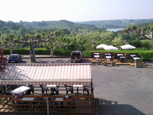 Logis L'auberge Du Quercy Blanc : Hotel proche d'Albias