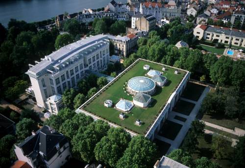 Vichy Spa Hôtel Les Celestins : Hotel proche de Poëzat