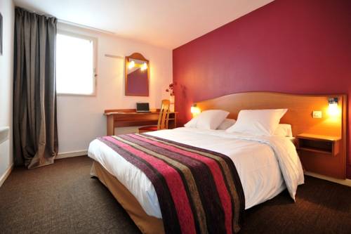 Hotel Balladins Montigny Le Bretonneux Confort : Hotel proche de Magny-les-Hameaux