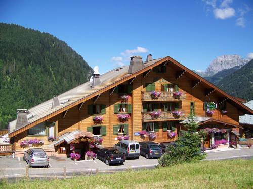 Hôtel Belalp : Hotel proche de Châtel