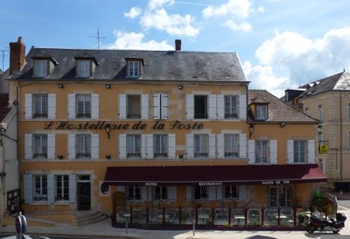Hostellerie De La Poste : Hotel proche de Vignol