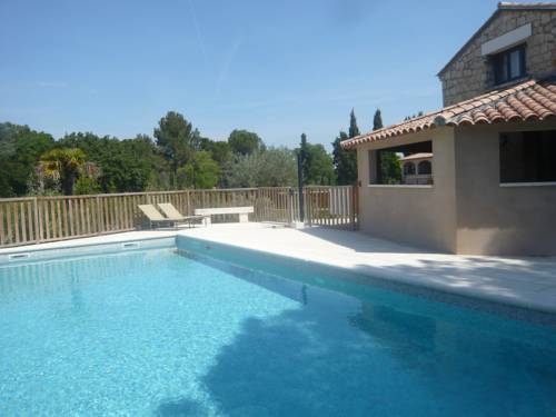 Le Mas de Valrugues DG Holidays : Residence proche de Mas-Blanc-des-Alpilles