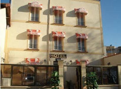 Hôtel Victor Hugo : Hotel proche de La Courneuve