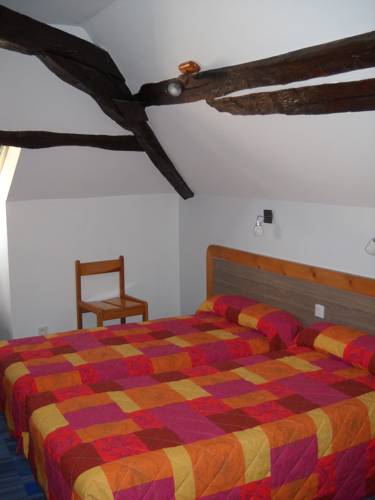 Hotel du Théatre : Hotel proche de Saint-Benoît-du-Sault