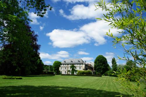Chateau de Savennes : Chambres d'hotes/B&B proche de Bellechassagne