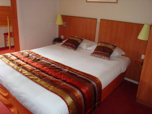 Kyriad Les Ulis - Courtaboeuf : Hotel proche de Janvry