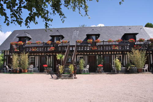 Auberge Relais Du Pont De Normandie : Motel proche de Honfleur