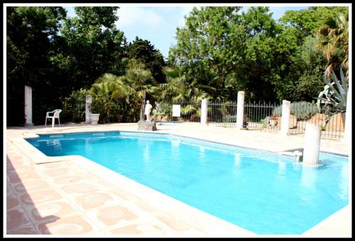 Hôtel Le Patriarche : Hotel proche de Marseillan