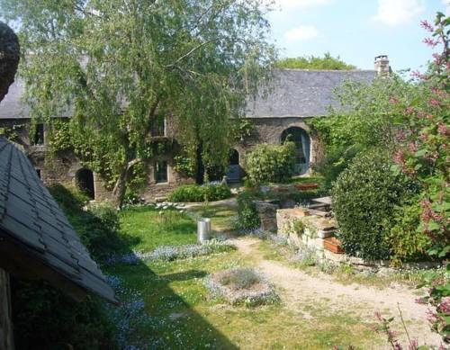 La Grange de Coatélan : Chambres d'hotes/B&B proche de Le Ponthou