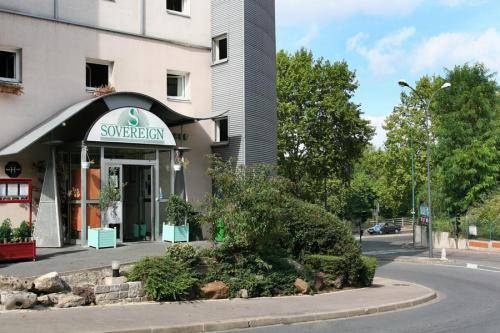 Hôtel Sovereign Saint Ouen : Hotel proche de Villeneuve-la-Garenne