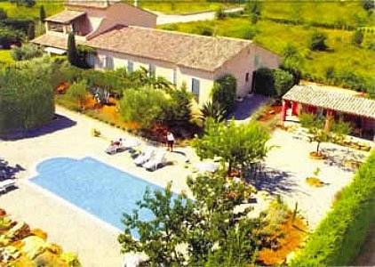 Hotel Les Oliviers : Hotel proche de Trans-en-Provence